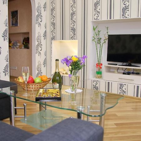 Apartment On Pushkinskaya 16 Odessa Esterno foto